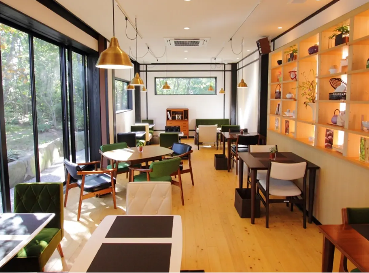 黒棒茶寮 Doch 店内
